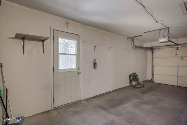 Building Photo - 2125 Pacheco Dr
