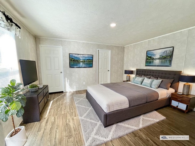 Building Photo - 3701 2nd St