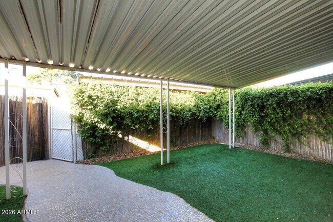 Building Photo - 5114 N Granite Reef Rd