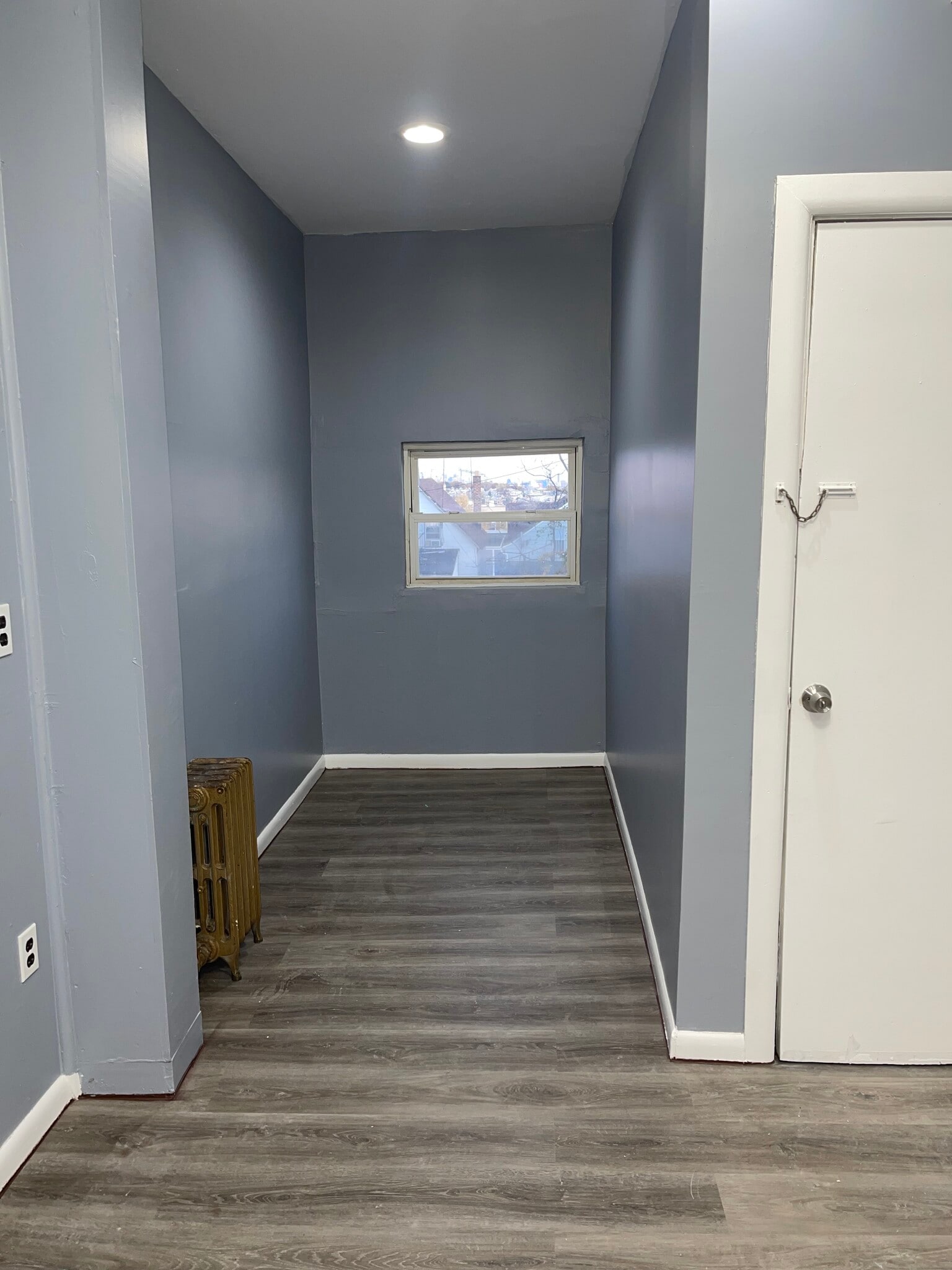 Kitchen/ Eat-In - 245 Mount Prospect Ave