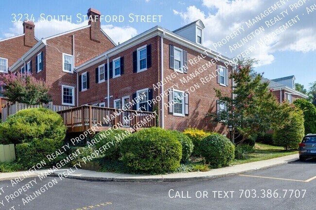 Building Photo - 3234 S Stafford St
