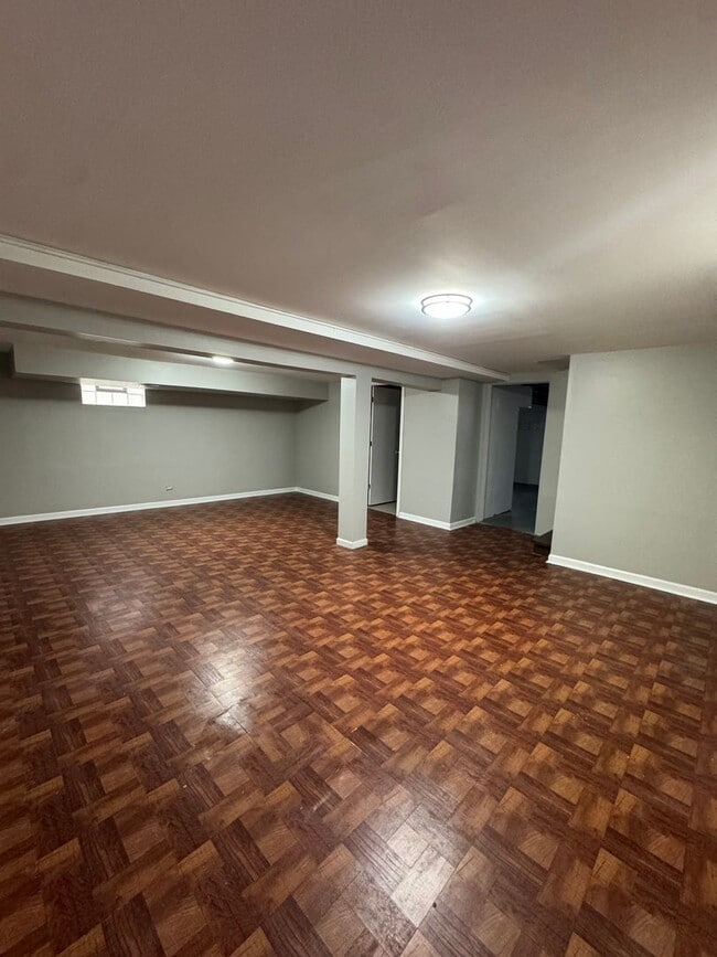 Building Photo - 4 Bedroom 2 Bathroom House in Dolton ! A M...