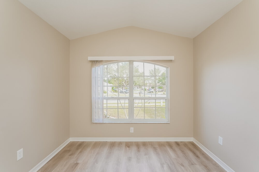Building Photo - 411 Sand Ridge Dr