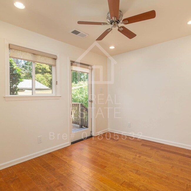 Building Photo - 1382 Sir Francis Drake Blvd