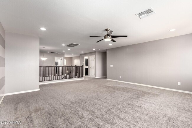 Building Photo - 8810 S 55th Ln