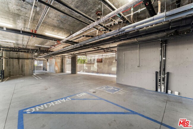 Building Photo - 3105 Bellevue Ave