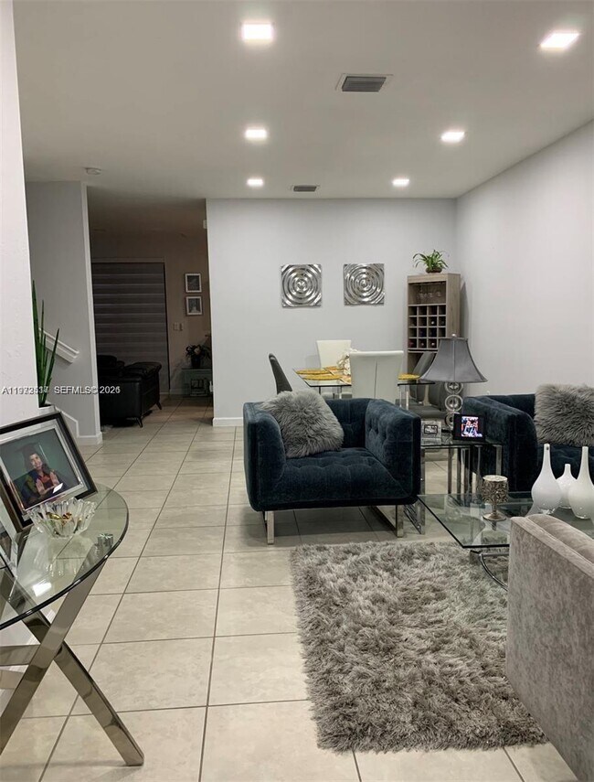 Building Photo - 3392 W 90th Terrace