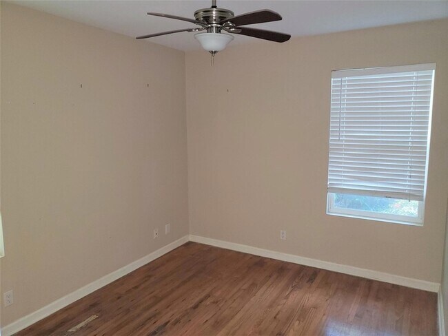 Building Photo - 4603 Jinx Ave