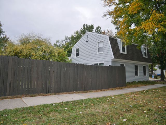 Building Photo - 2298 Browning St