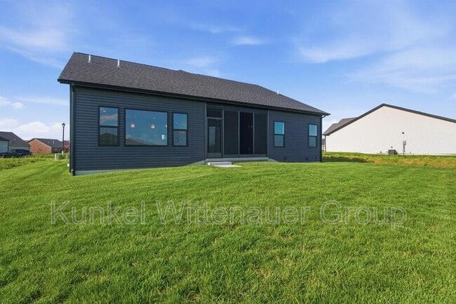 Building Photo - 837 Bushwood Way