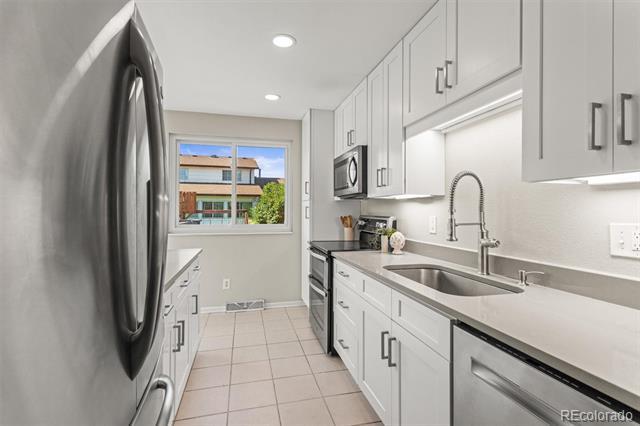 Building Photo - 13663 Libra Ct