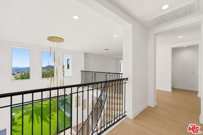 Building Photo - 20448 Liverpool Way