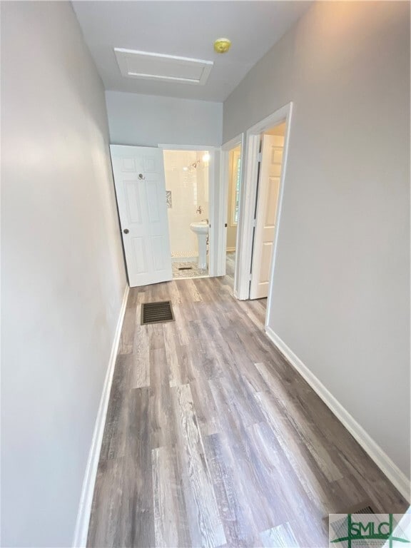 Building Photo - 110 W 76th St