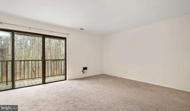 Building Photo - 158 Wyndham Pl