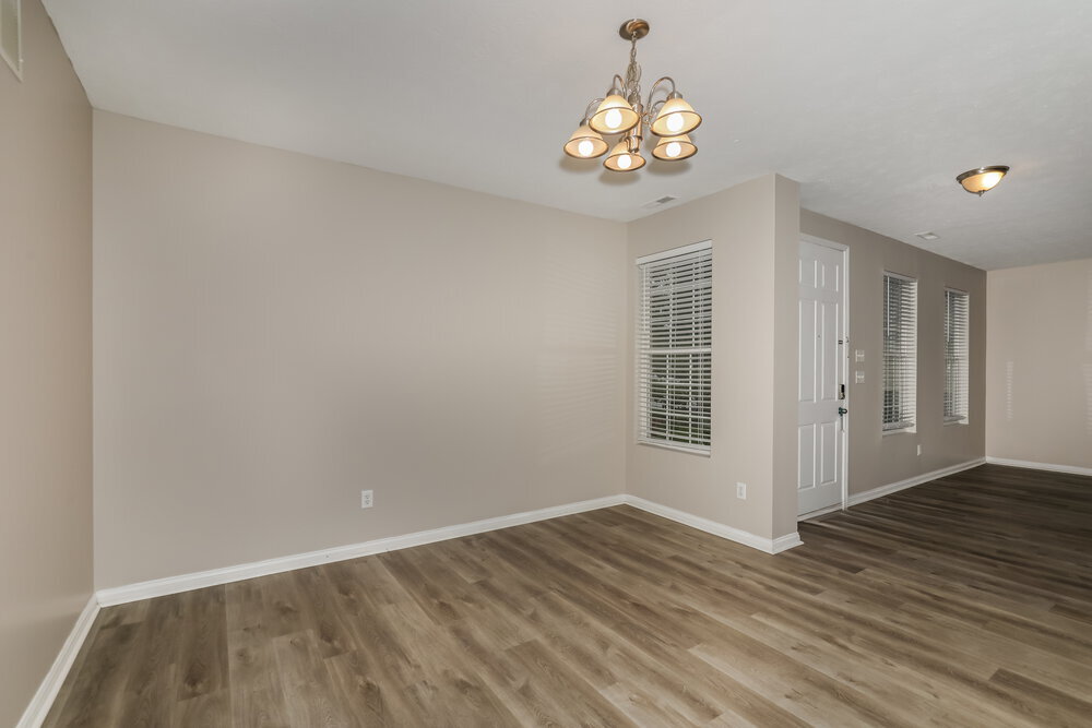 Building Photo - 8025 Cole Wood Blvd