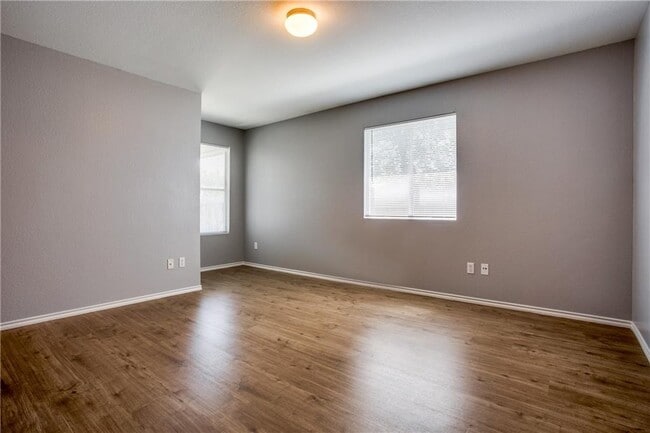 Building Photo - 3013 Caleb Dr