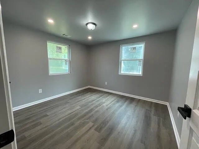 Building Photo - Room in House on Benton St NW
