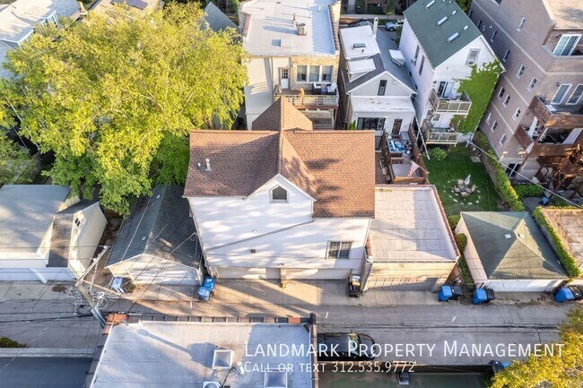 Building Photo - 1436 W Henderson St