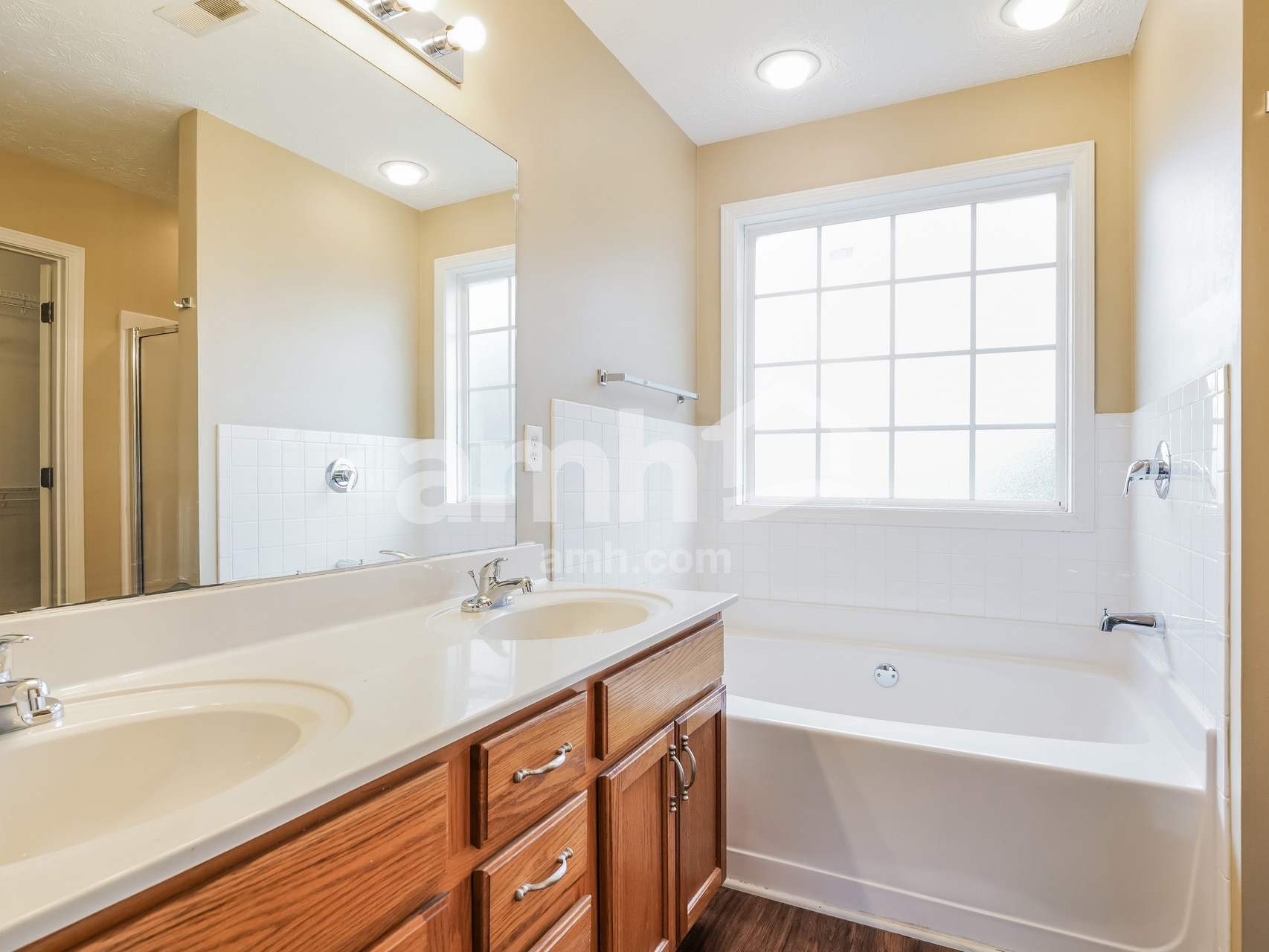 Building Photo - 2740 N Whitfield Rd