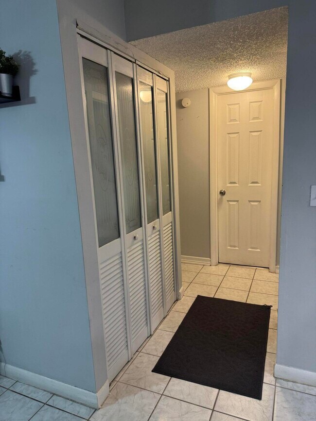 Building Photo - 3265 NW 102nd Terrace