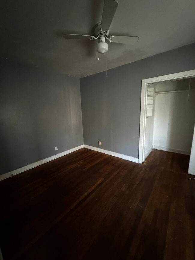 Building Photo - Charming Cottage with Detached Storage Garage