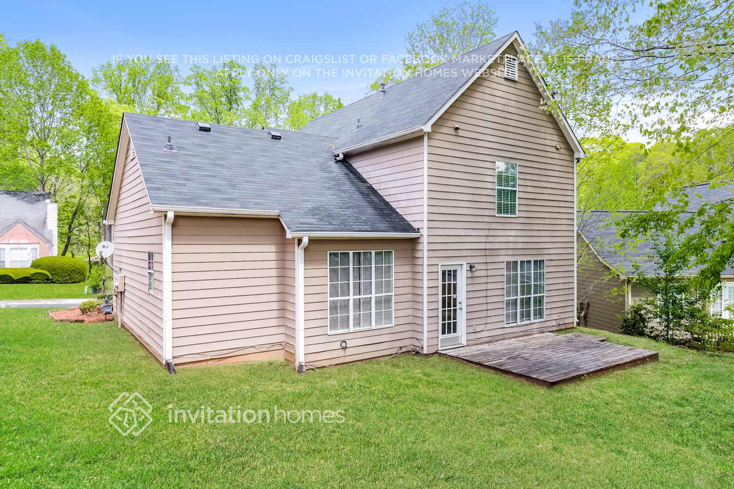 Building Photo - 1471 Chapel Hill Ln SW