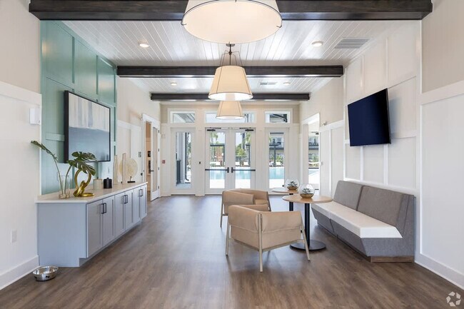 Building Photo - 14533 Star Water Rd