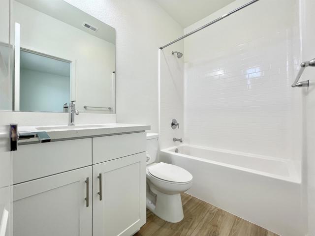 Building Photo - 9309 E Heaney Cir