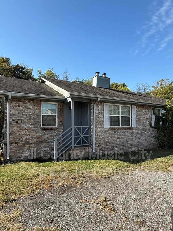 Primary Photo - 3122 Creekwood Dr