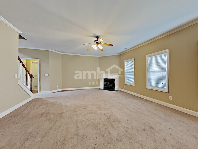 Building Photo - 731 Langley Farms Dr