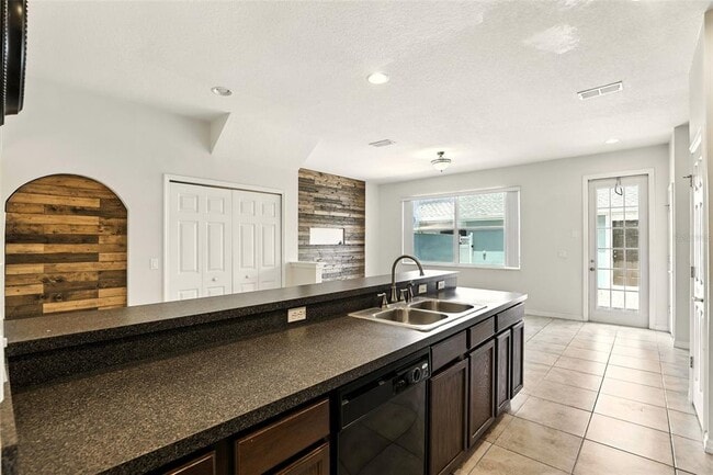 Building Photo - 8574 Leeland Archer Blvd
