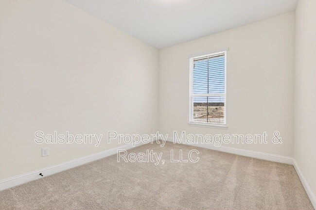 Building Photo - 125 Gallegos Dr