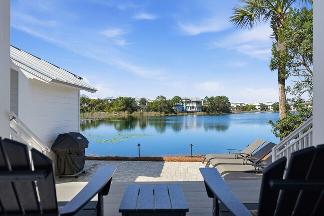 Building Photo - 419 Lakefront Dr