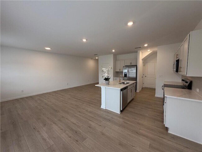 Building Photo - 6719 Armonia Dr