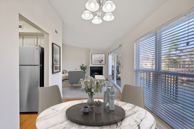 Building Photo - Harpers Point Apartments*