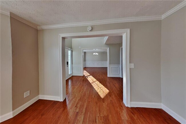 Building Photo - 3511 Autumn Farm Terrace