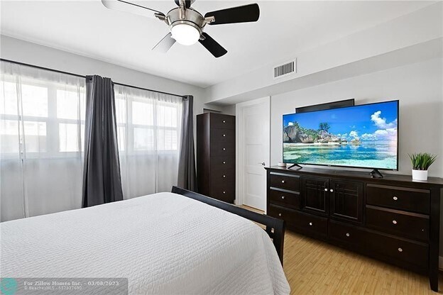 Building Photo - 95 N Birch Rd