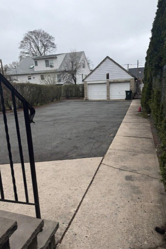 Building Photo - 48 Hancox Ave