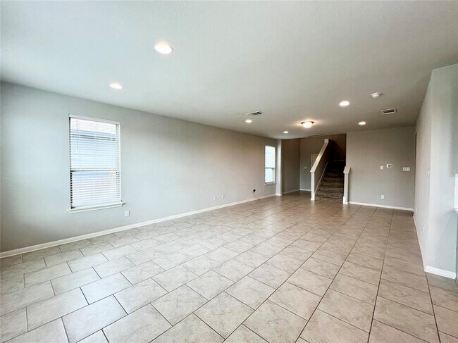 Building Photo - 227 Kellys Heroes Wy