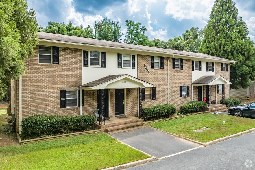 North Pointe Apartments 13241342 Ruth St Griffin GA 30223