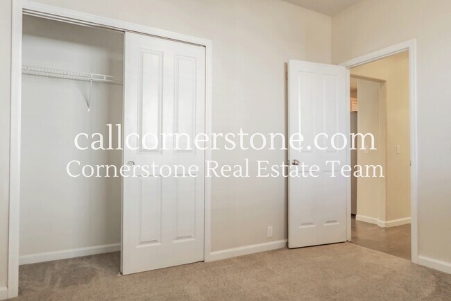 Building Photo - 7676 Sniktau Point