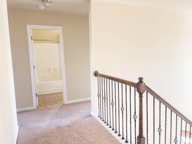 Building Photo - 4861 Coal Creek Dr