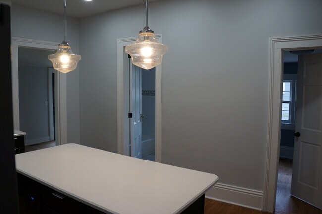 Building Photo - 712 Morgan St