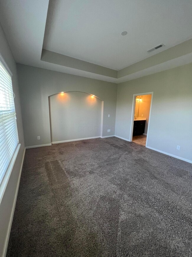 Building Photo - 3203 Rossmore Cir