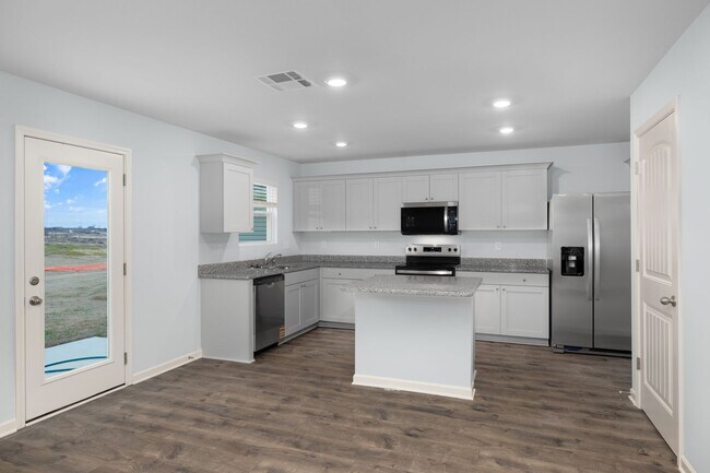 Building Photo - 4 bedroom, 2.5 bath built in 2025 by DR Horton in Byhalia