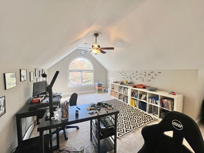 Building Photo - 9105 Kirkhill Dr