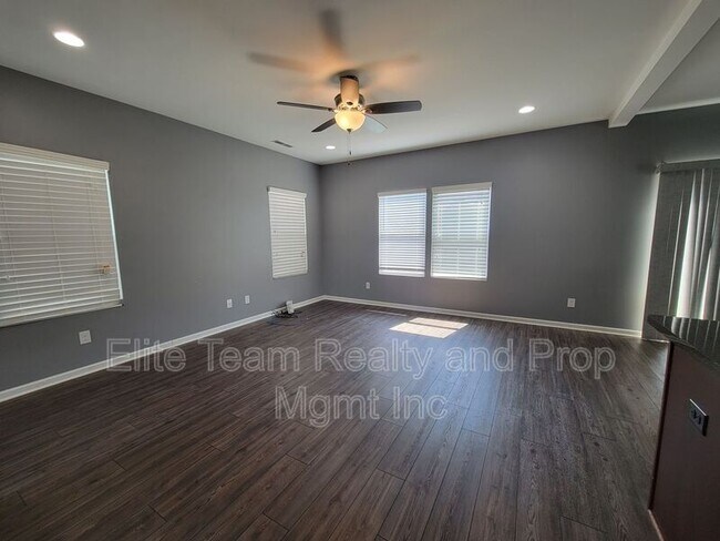 Building Photo - 1349 Haestad Ct