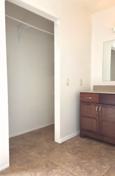 Additional storage in Master BR - 33555 Date Palm Dr