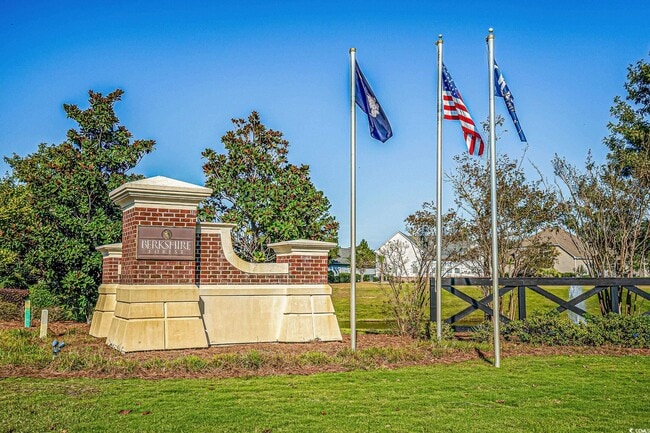 Building Photo - 2401 Hobart St