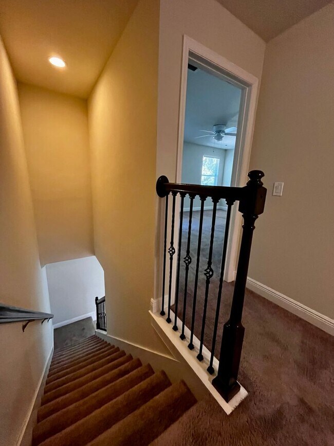 Building Photo - 7506 Aloma Pines Ct